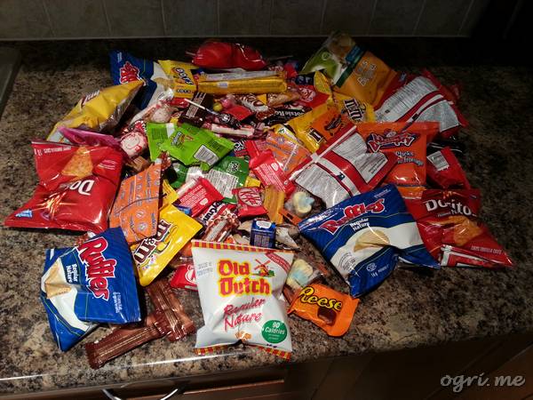 helloween-12-10-sweets.jpg
